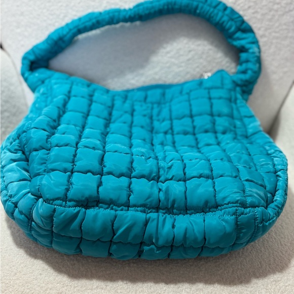 Carryall quilted bag spacious interior, super lightweight, new colors. No brand - Picture 3 of 7